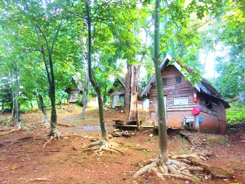 Jungle Guest House Mae Hong Son Exterior photo