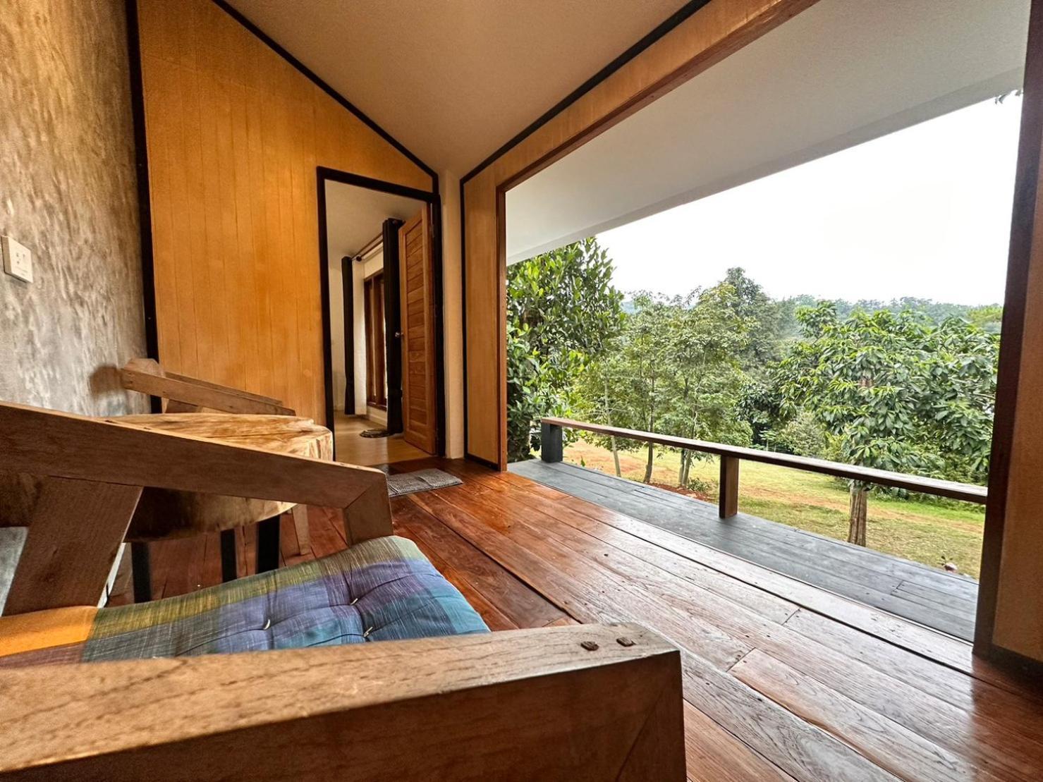Jungle Guest House Mae Hong Son Exterior photo